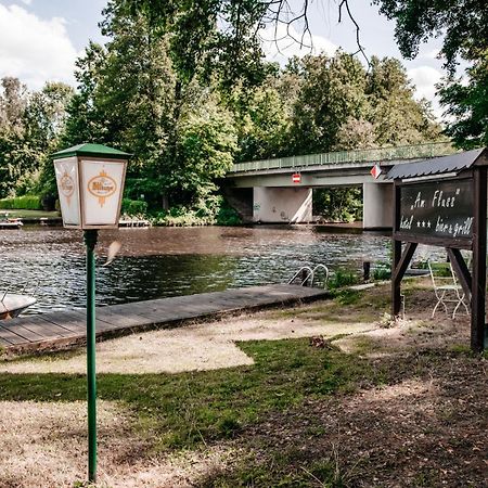 Hotel Am Fluss Heidesee Екстериор снимка