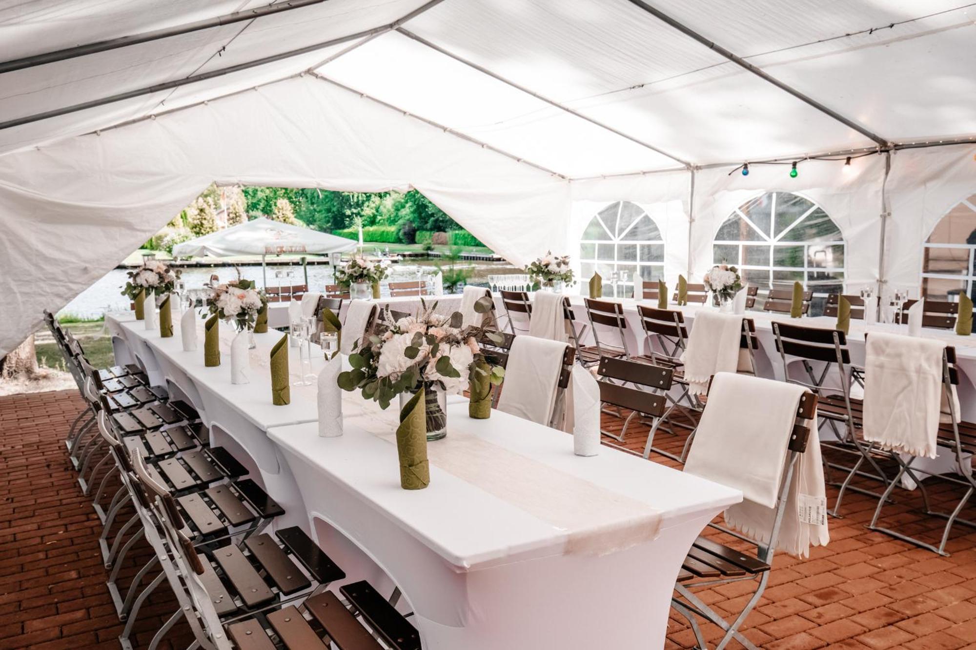 Hotel Am Fluss Heidesee Екстериор снимка