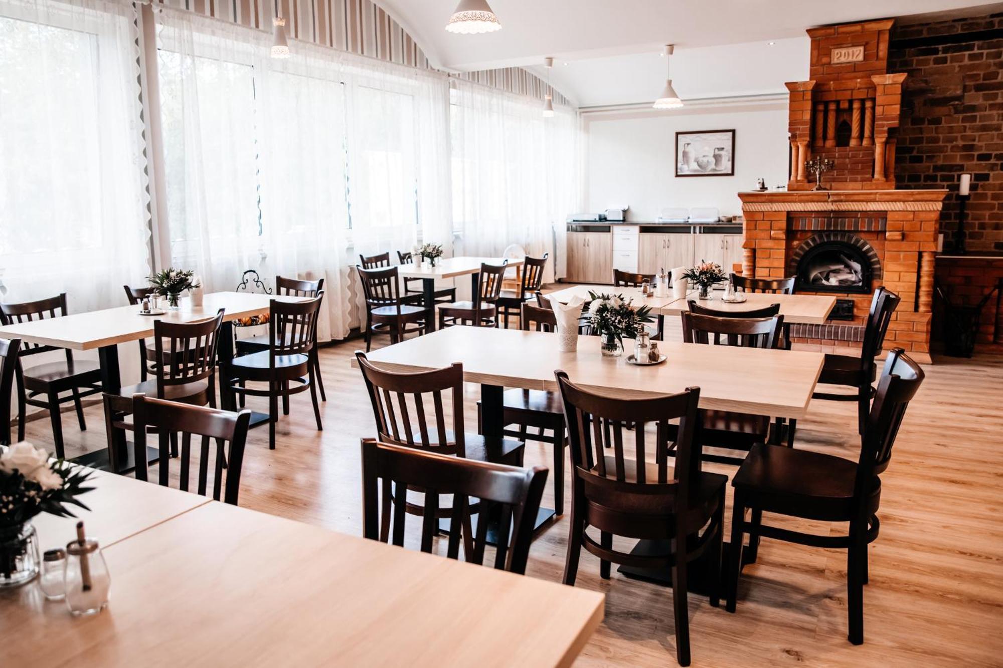 Hotel Am Fluss Heidesee Екстериор снимка