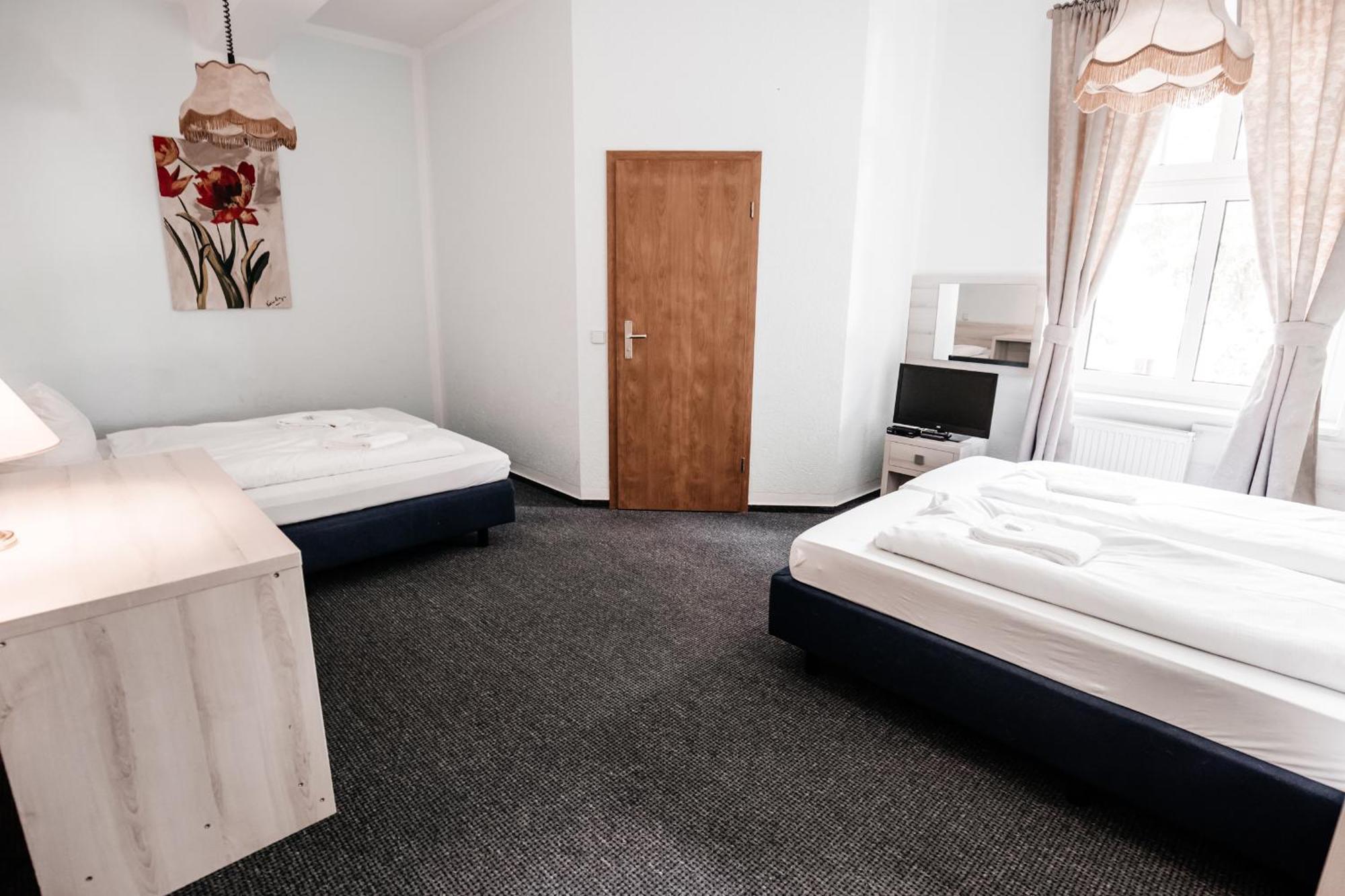 Hotel Am Fluss Heidesee Екстериор снимка