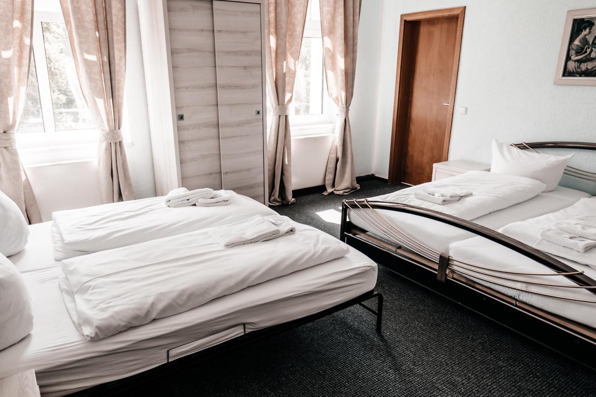 Hotel Am Fluss Heidesee Екстериор снимка