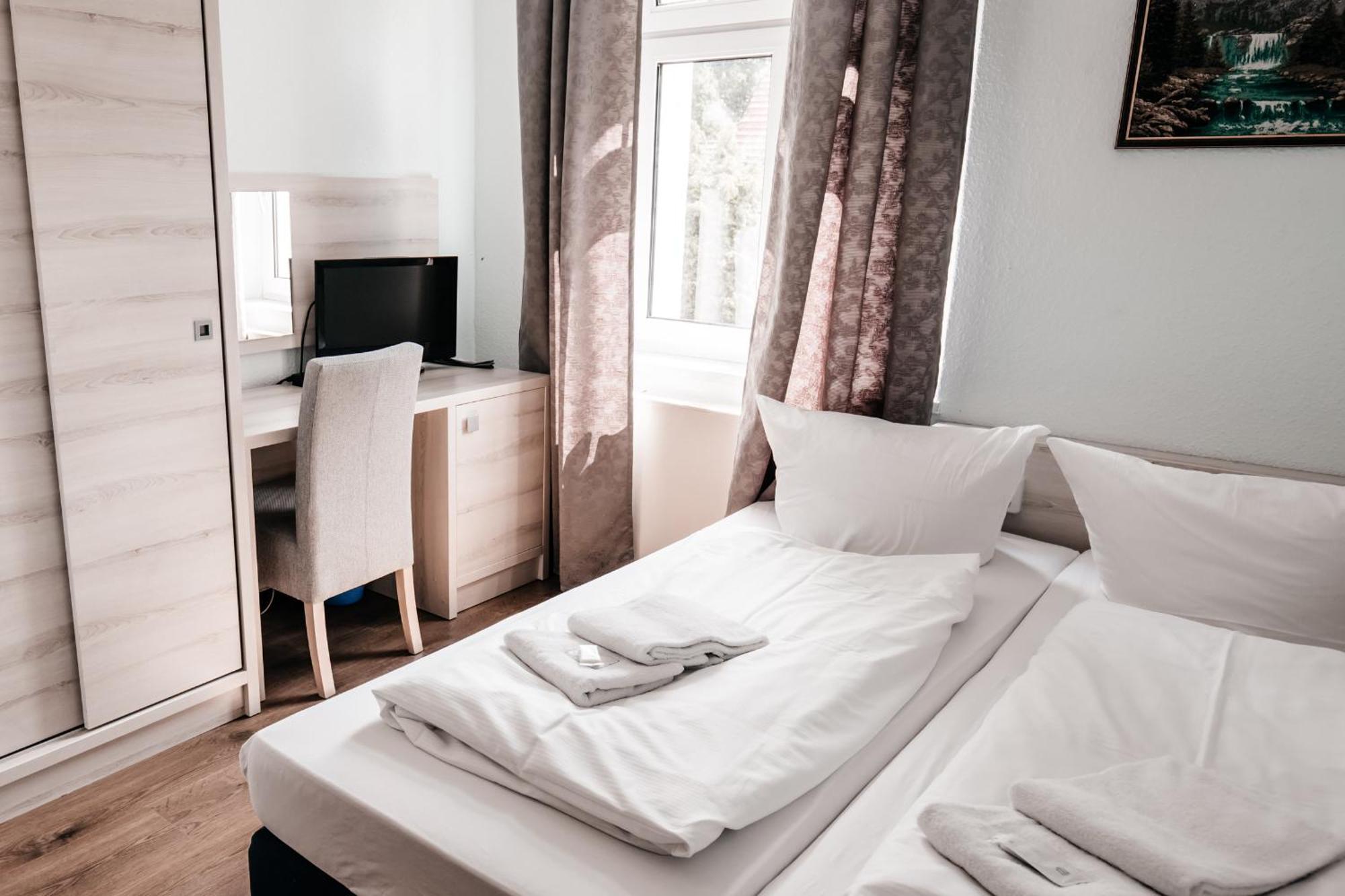Hotel Am Fluss Heidesee Екстериор снимка