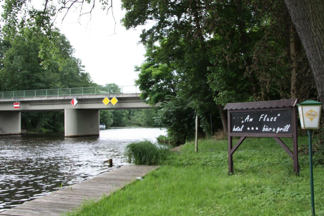 Hotel Am Fluss Heidesee Екстериор снимка