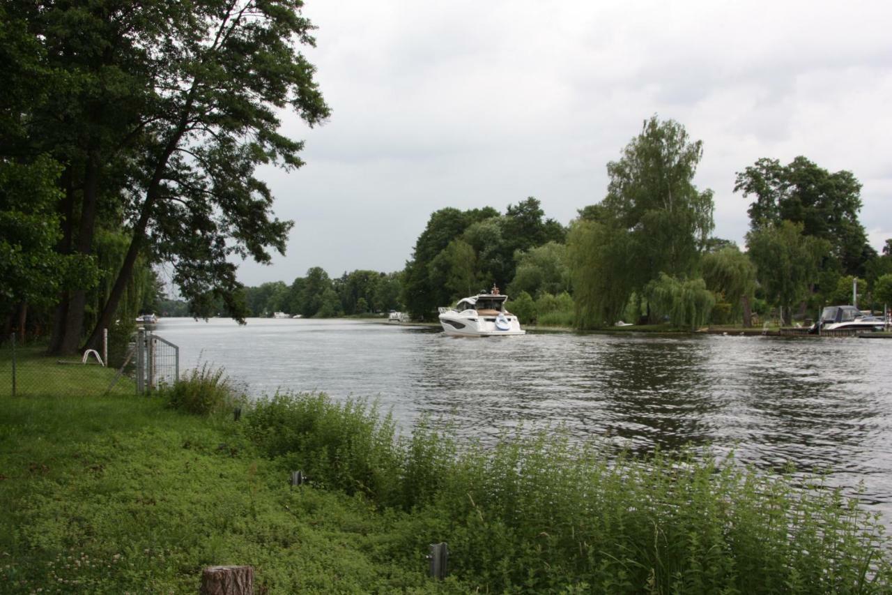 Hotel Am Fluss Heidesee Екстериор снимка